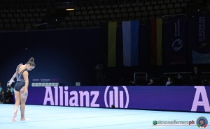 sui ph simone ferraro sfa02188 copia